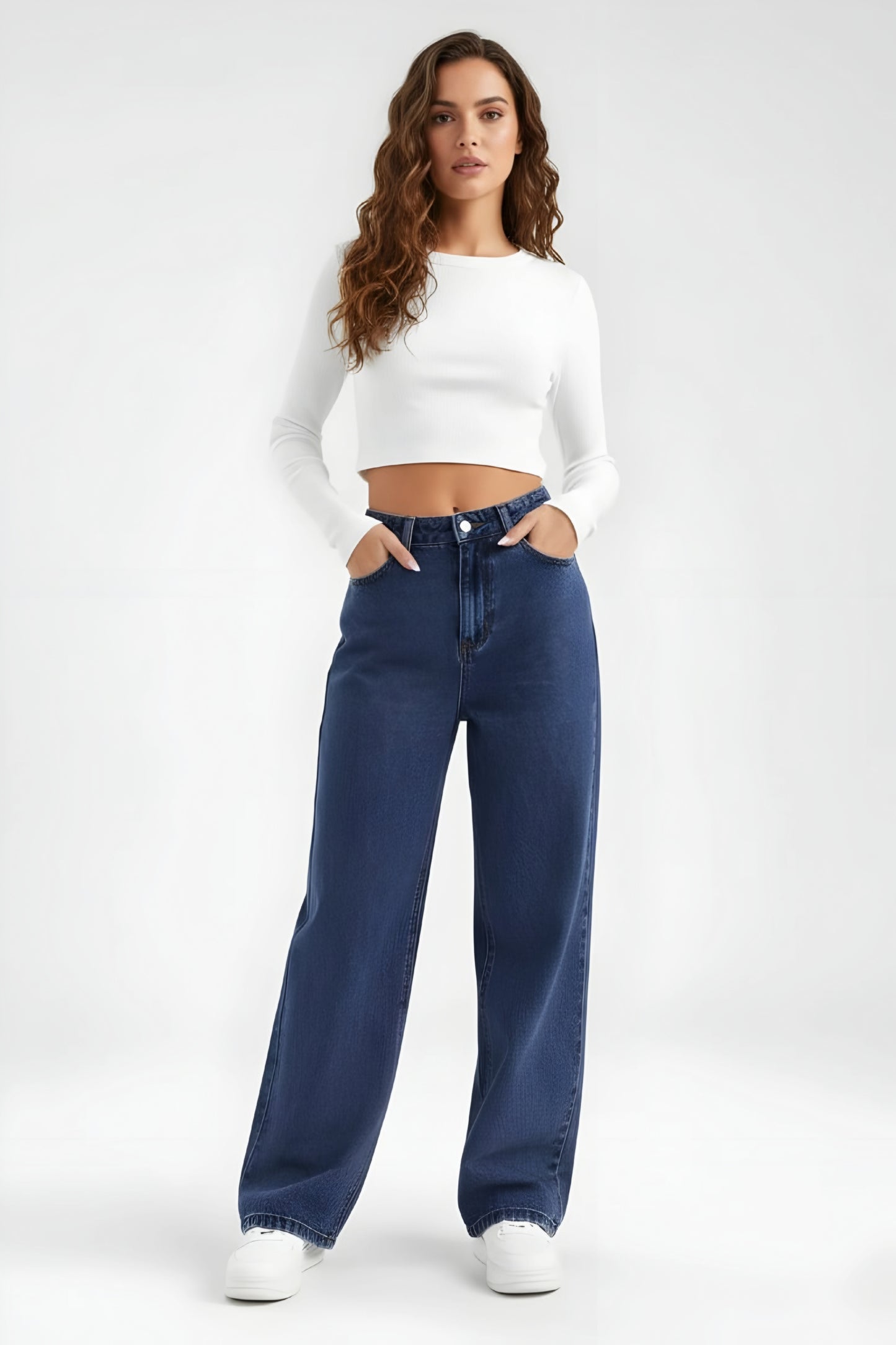 WOMEN STRAIGHT FIT BLUE JEANS