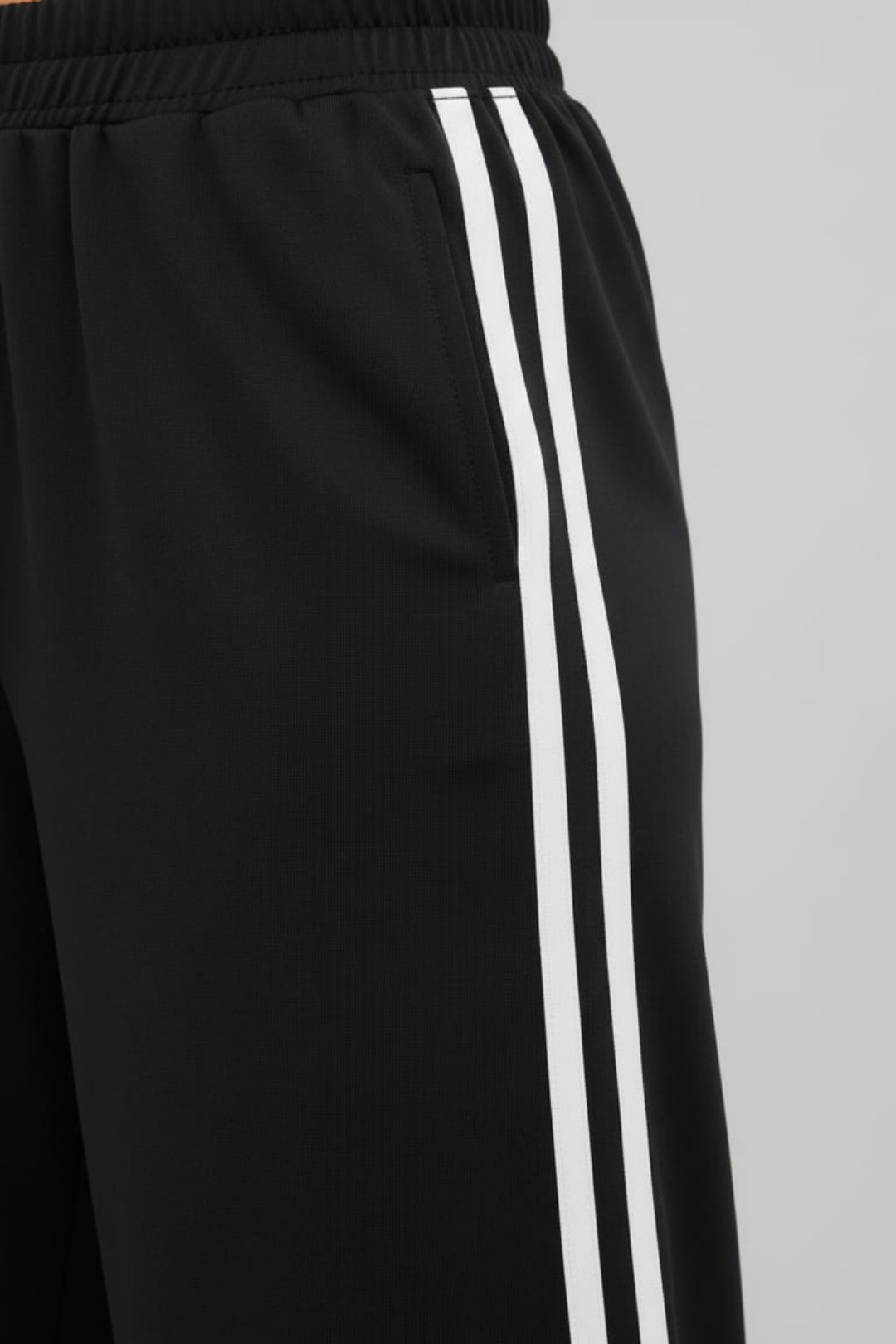 Trendy Stylish Women Jogger